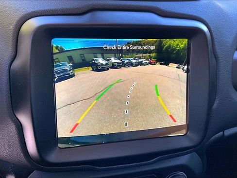 Used 2023 Jeep Renegade Trailhawk w/ Trailhawk Elite Group AWD/4WD image 21