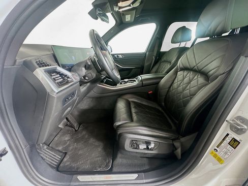 Used 2024 BMW X5 sDrive40i image 13