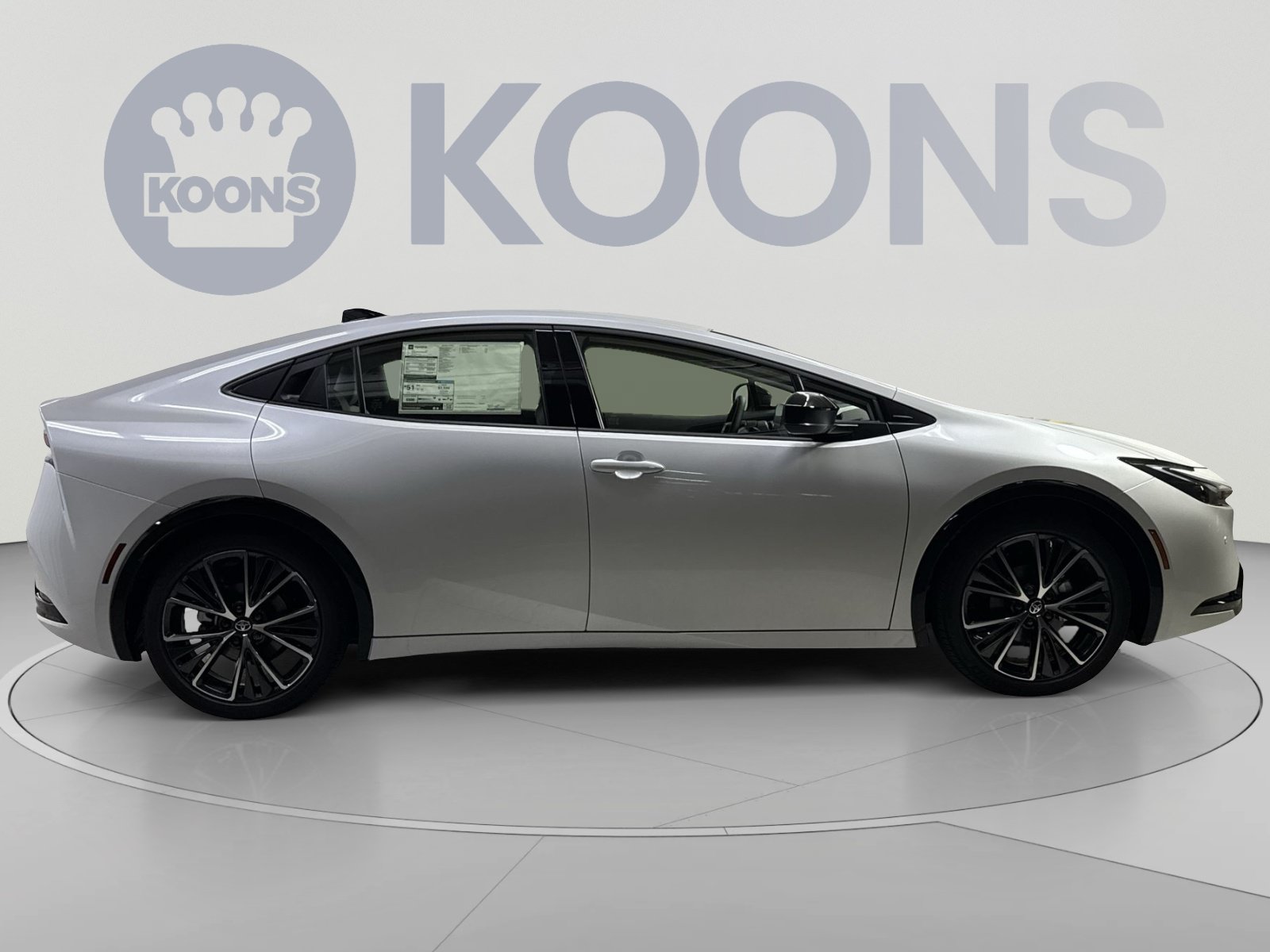 New 2027 Toyota Prius XLE FWD image 17