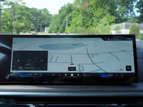 New 2026 BMW X5 xDrive40i w/ Executive Package image 17