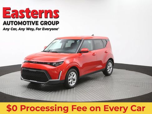 Used 2025 Kia Soul LX w/ LX Technology Package FWD image 55