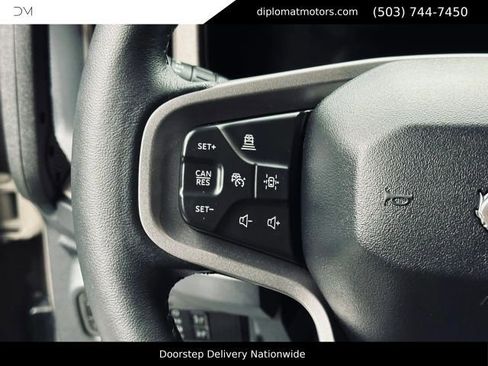 Used 2025 Ford Bronco Outer Banks AWD/4WD image 29