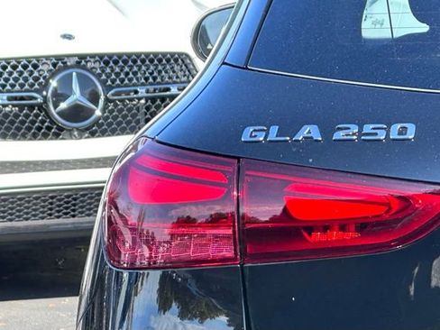Certified 2026 Mercedes-Benz GLA 250 4MATIC image 9