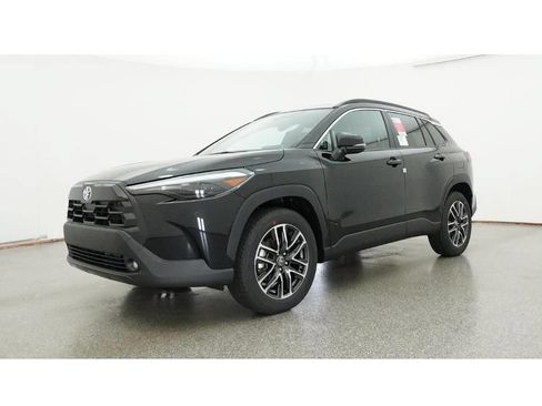 New 2026 Toyota Corolla Cross XLE w/ Convenience Package FWD image 17