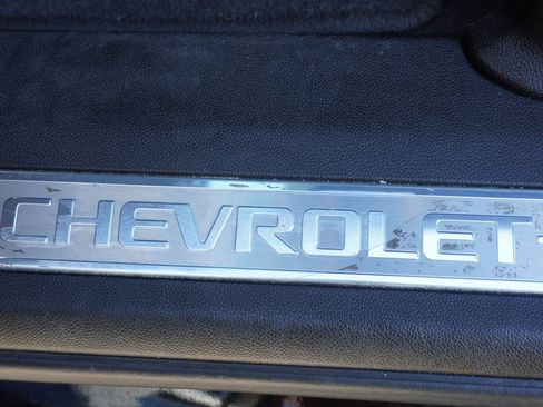 Used 2021 Chevrolet Tahoe Z71 image 32