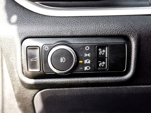 Used 2024 Ford Explorer XLT w/ Equipment Group 202A image 16