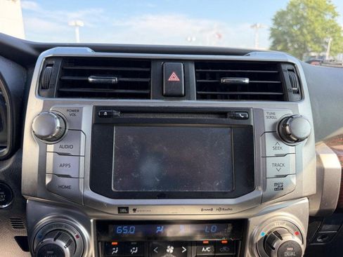 Used 2017 Toyota 4Runner Limited AWD/4WD image 15