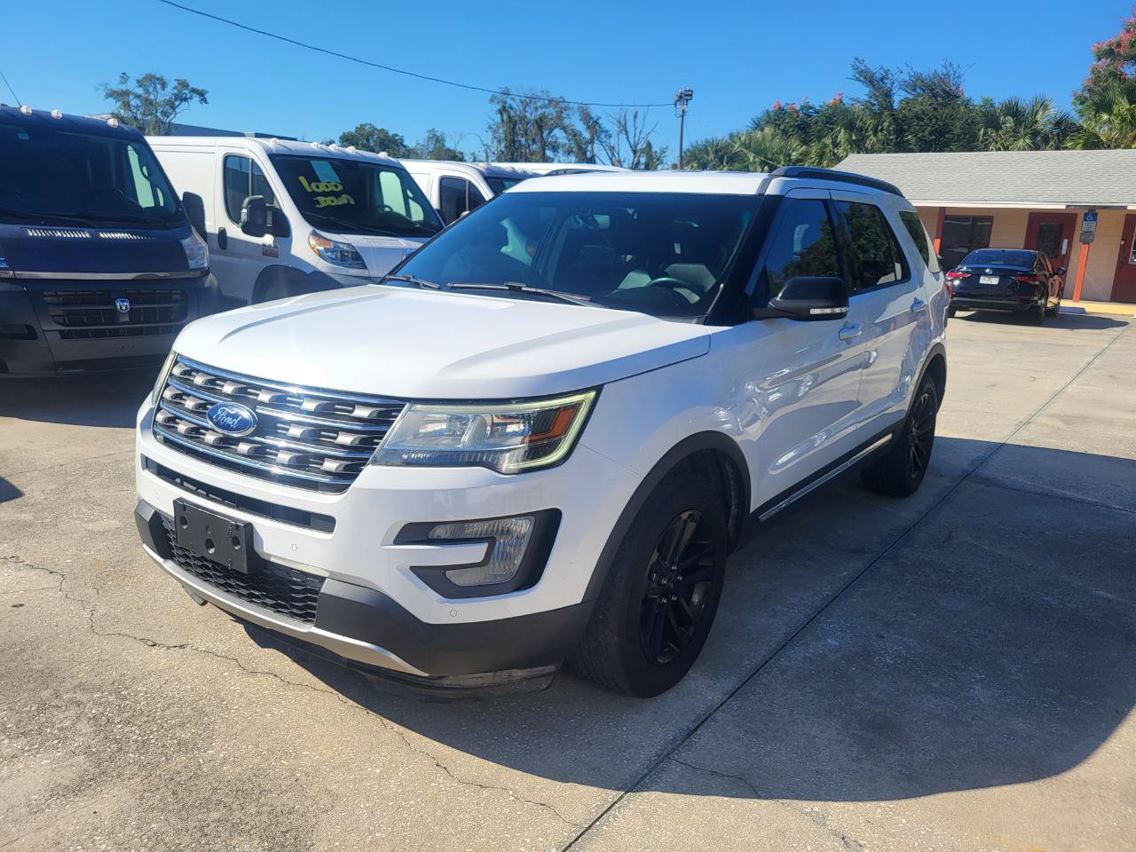 Used 2016 Ford Explorer XLT w/ Equipment Group 202A FWD image 51