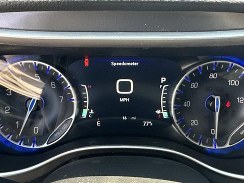 New 2026 Chrysler Pacifica Select w/ S Appearance Package FWD image 29