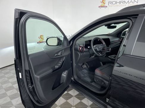 Used 2025 Chevrolet Equinox RS w/ Safety and Technology Package image 19