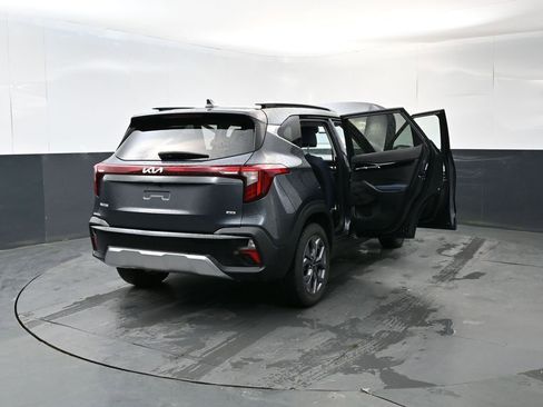 Used 2024 Kia Seltos S AWD/4WD image 20