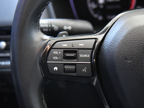 Used 2025 Honda Civic Sport image 29
