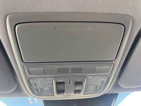 Used 2021 Honda CR-V EX image 14