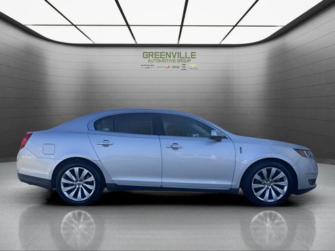 Used 2016 Lincoln MKS FWD image 6