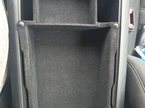 Used 2019 Ford Fusion SE image 32