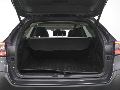 Used 2023 Subaru Outback Touring AWD/4WD image 17