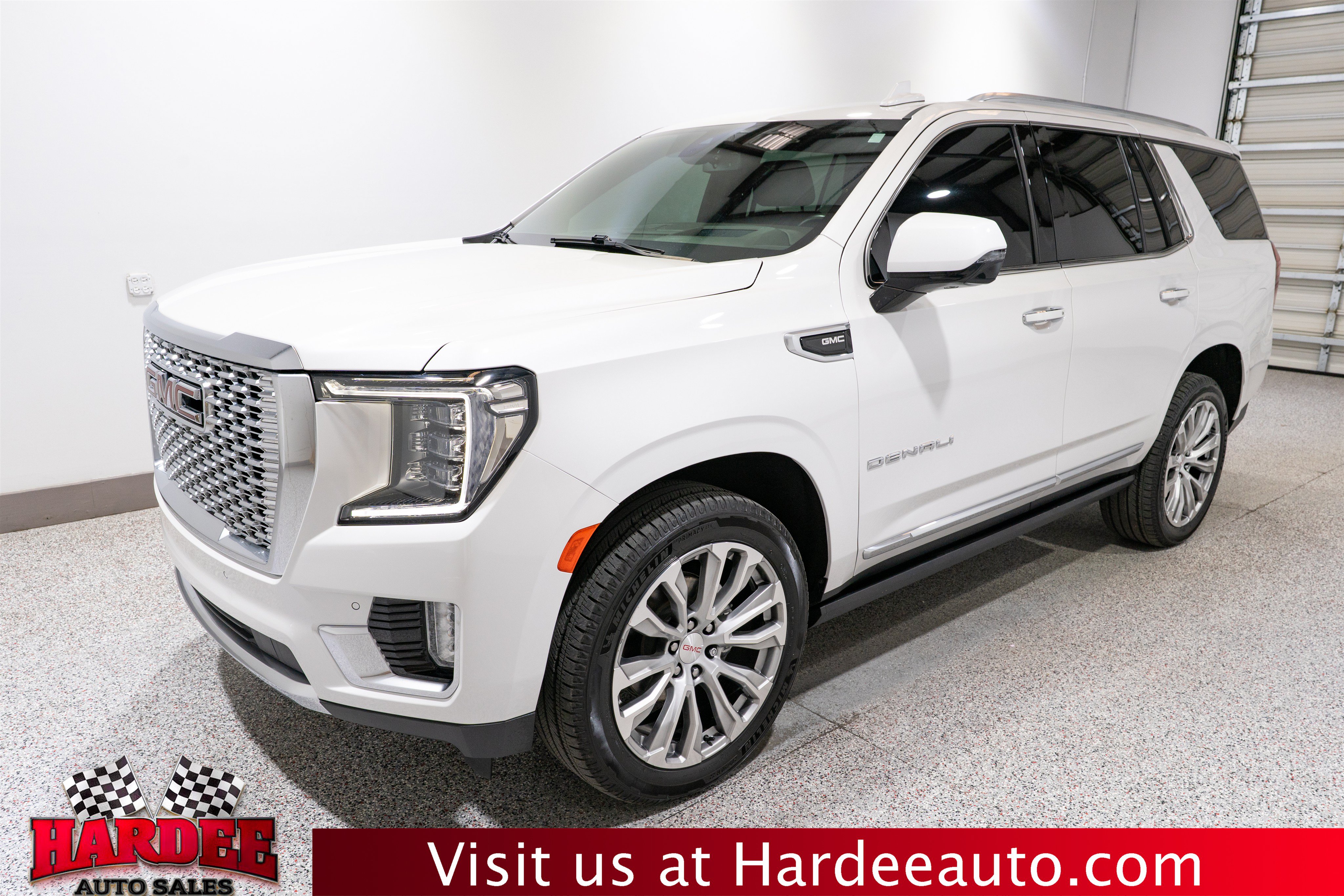 Used 2022 GMC Yukon Denali AWD/4WD image 2