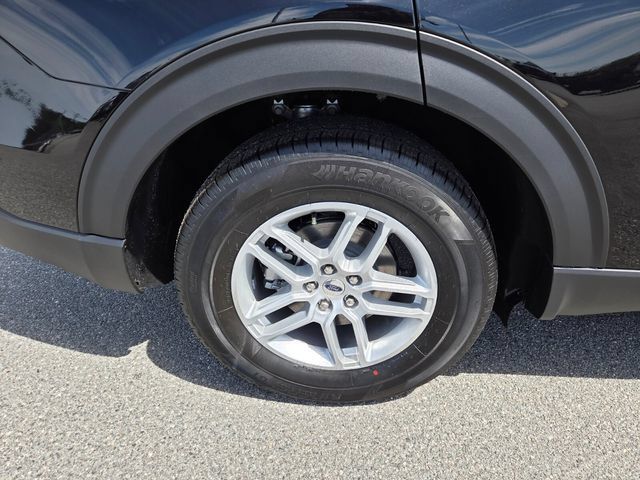 New 2026 Ford Explorer Active w/ Active Comfort Package RWD image 38