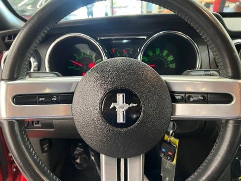 Used 2005 Ford Mustang Premium RWD image 7