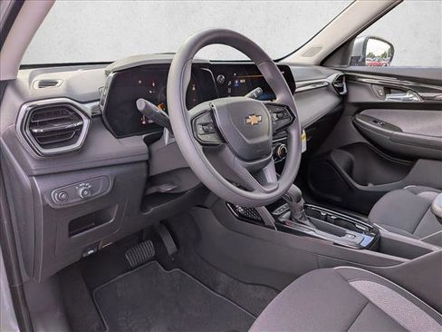 New 2026 Chevrolet TrailBlazer LT FWD image 9