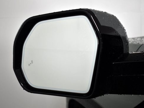 Certified 2025 Toyota Tundra Platinum image 28