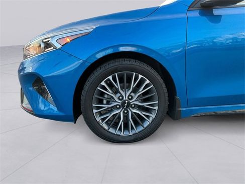 Used 2023 Kia Forte GT-Line image 9