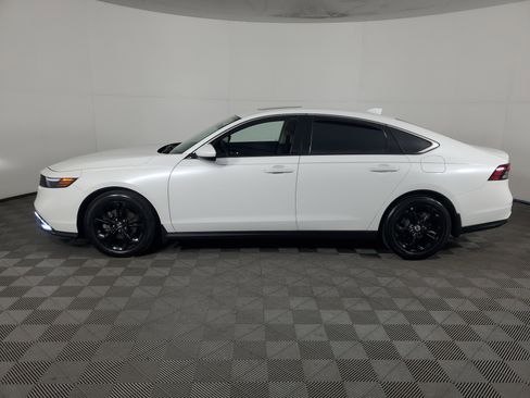 Used 2024 Honda Accord EX image 7