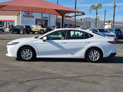 Used 2026 Toyota Camry LE w/ Convenience Package image 9