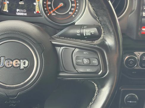 Used 2021 Jeep Wrangler Unlimited Sport AWD/4WD image 31