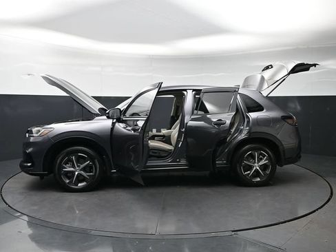 Used 2023 Honda HR-V EX-L image 39