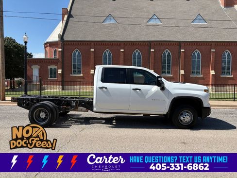 Used 2024 Chevrolet Silverado 3500 W/T w/ WT Convenience Package AWD/4WD image 3