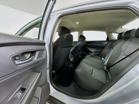 Used 2025 Honda Accord LX image 17