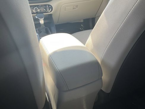 Used 2020 Kia Soul LX image 45