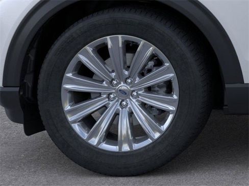 New 2023 Ford Explorer Limited w/ Limited Technology Package image 19