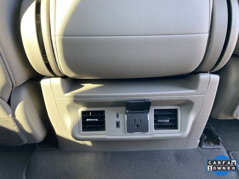 Certified 2024 GMC Sierra 1500 SLT image 38