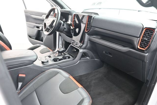 Certified 2024 Ford Ranger Raptor AWD/4WD image 32