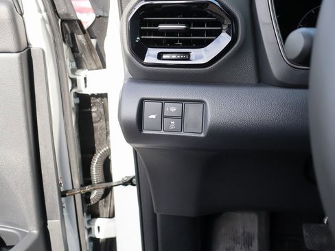 Certified 2025 Honda Pilot TrailSport image 31