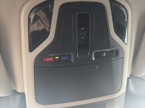 Used 2025 Subaru Outback Touring XT w/ Popular Package #2 image 21