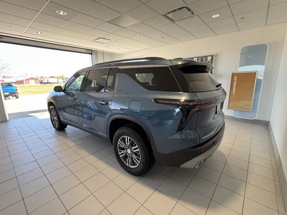 Used 2025 Chevrolet Traverse LT w/ LPO, Floor Liner Package