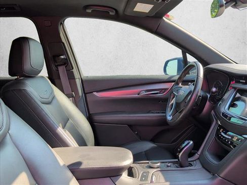 Used 2024 Cadillac XT6 Luxury FWD image 26