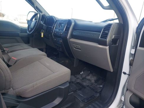Used 2019 Ford F250 XLT w/ XLT Value Package image 24