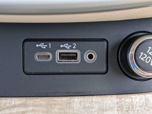 Used 2019 Nissan Murano SL w/ Cargo Package FWD image 22