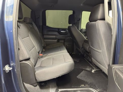 Used 2020 Chevrolet Silverado 1500 LT image 31