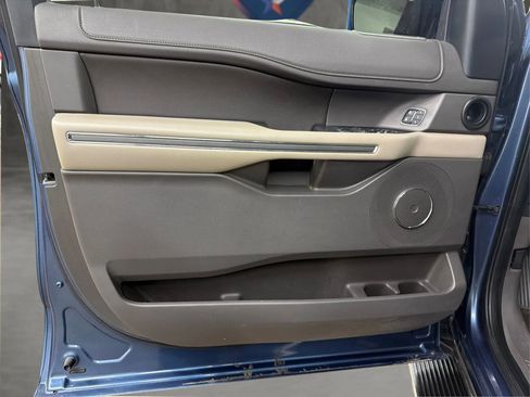 Used 2019 Ford Expedition XLT w/ Equipment Group 202A image 41