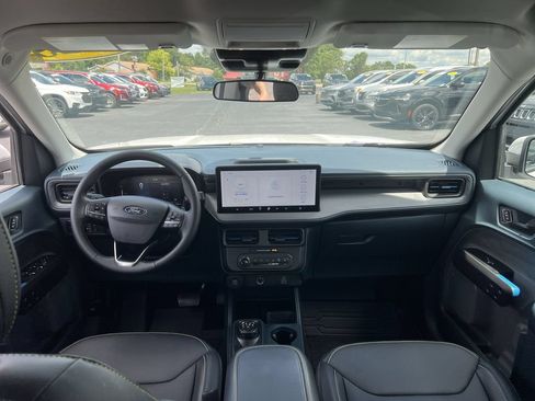 Used 2025 Ford Maverick Lobo AWD/4WD image 10