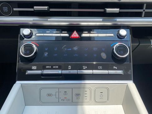 New 2024 Hyundai Santa Fe Limited image 11