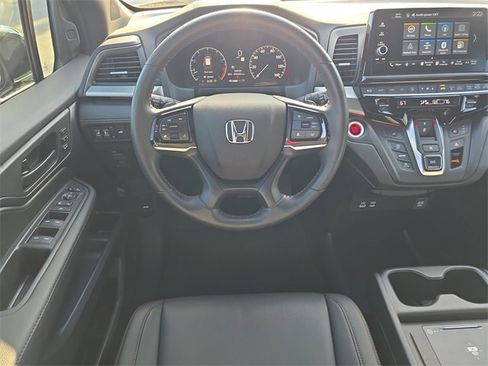 Used 2025 Honda Odyssey Sport-L image 16