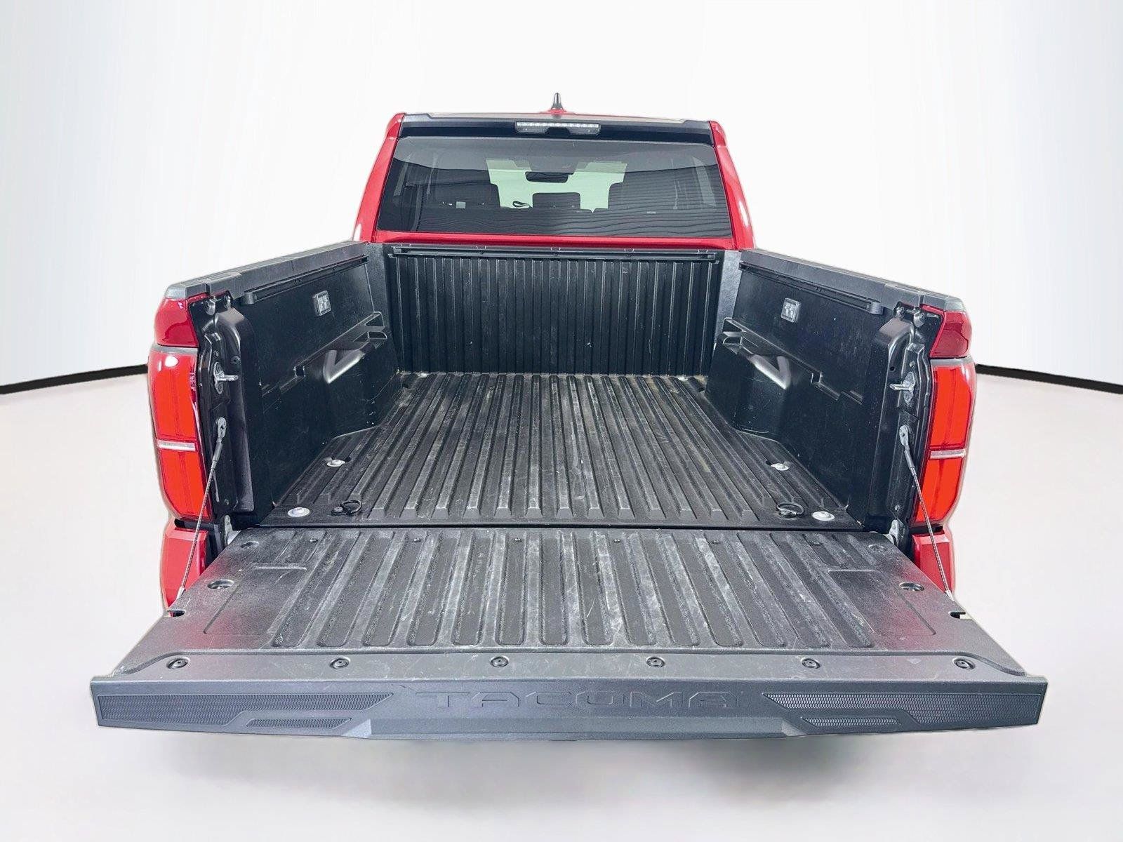 Used 2026 Toyota Tacoma SR5 RWD image 5