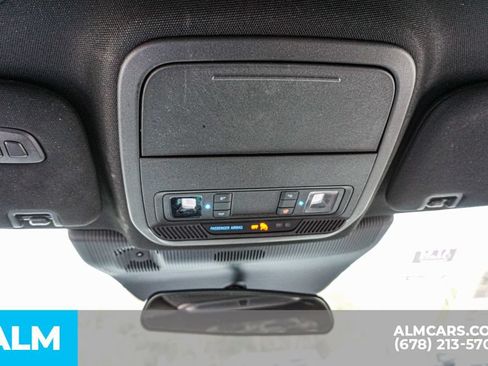 Used 2025 Ford Explorer ST-Line AWD/4WD image 34
