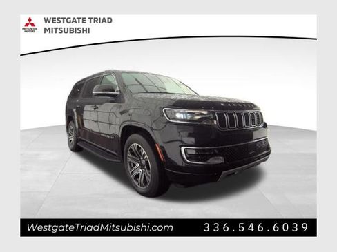 Used 2023 Jeep Wagoneer L Series II image 1